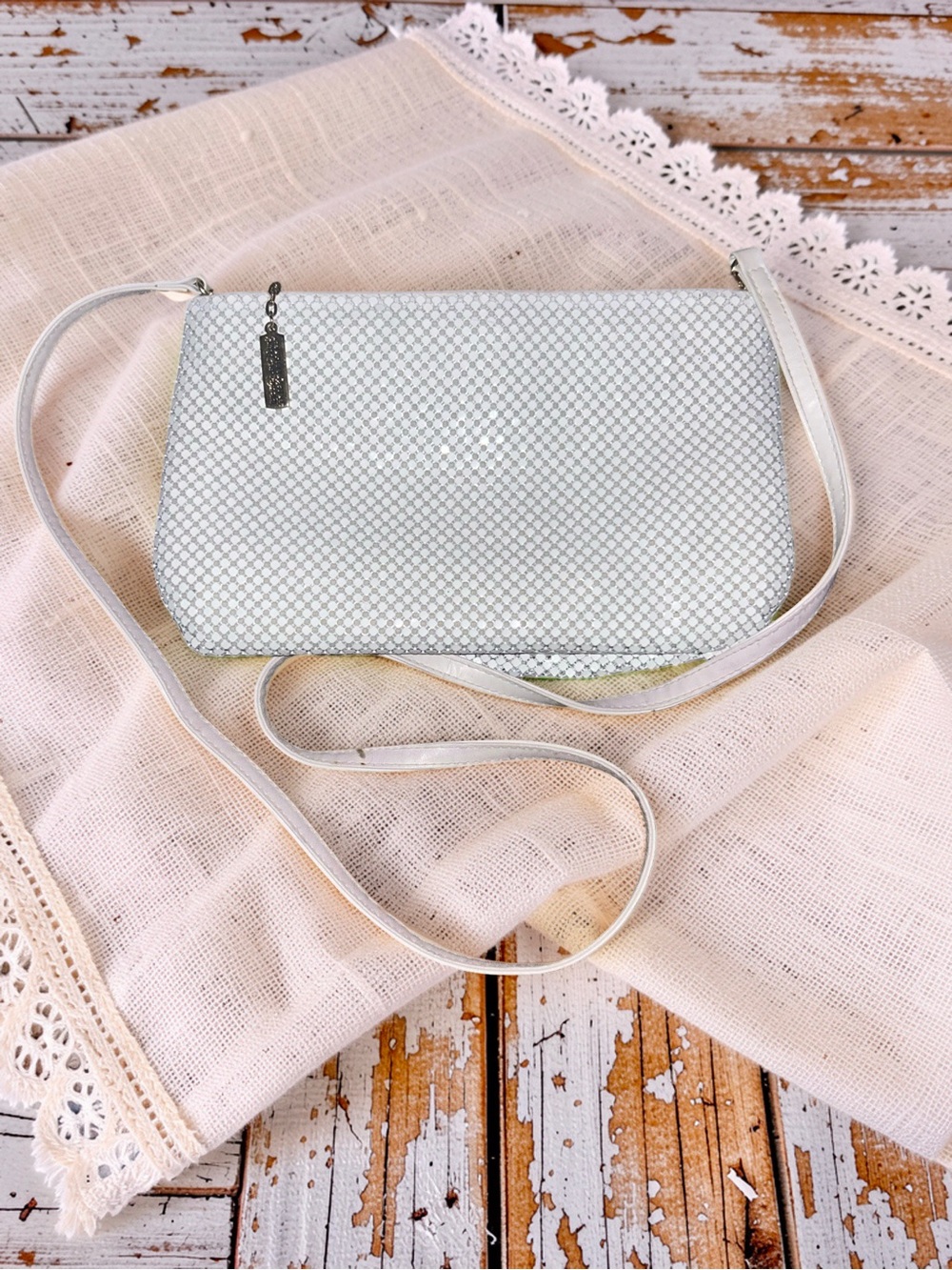 Whiting and Davis White Metal Mesh Convertible Crossbody Clutch Handbag Vintage